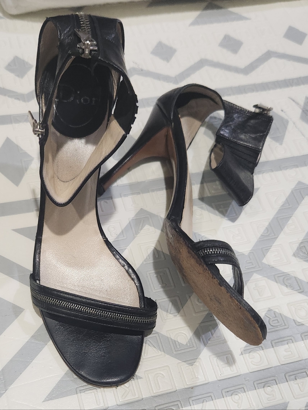 Vintage CHRISTIAN DIOR HEELS SIZE 38